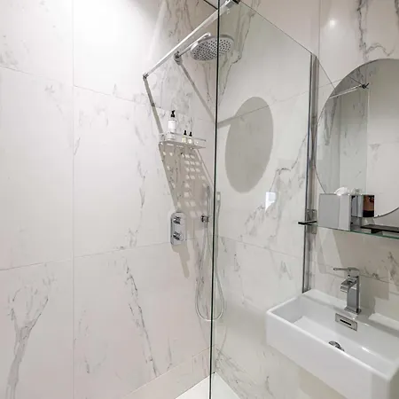 Avaton Centre Apartman