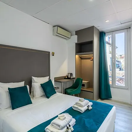 Avaton Centre Apartamento